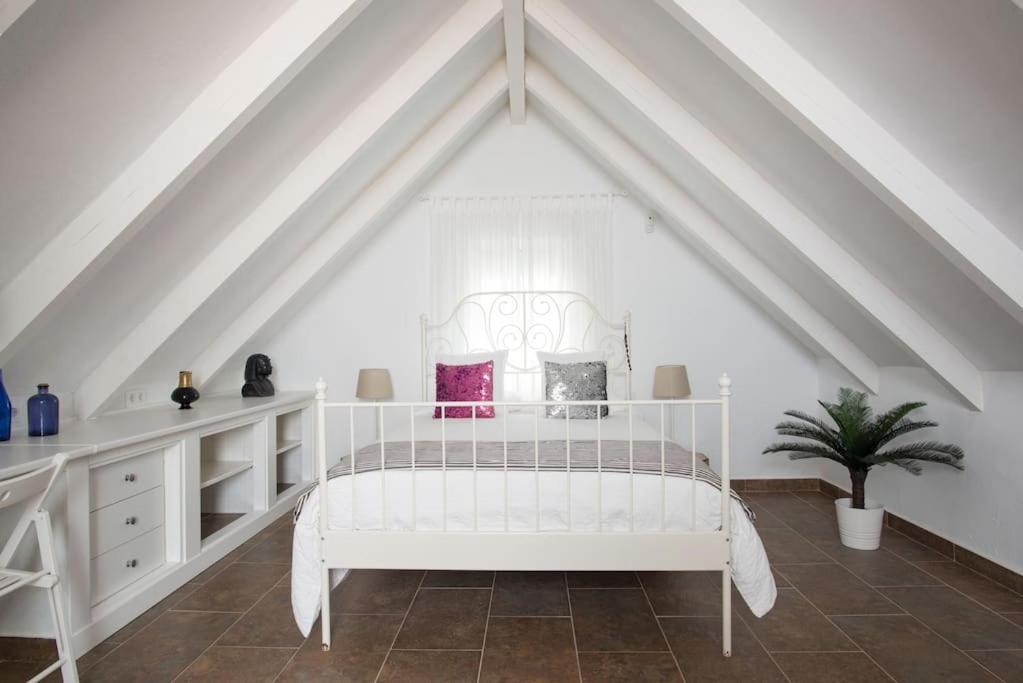 Ferienhaus Casara Cuatro - Charming Warm Loft Close To The *